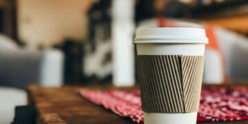 Как гофрированные стаканы делают кофе вкуснее?