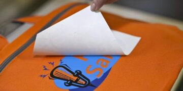 Печать на ткани: современное решение для ярких и уникальных идей