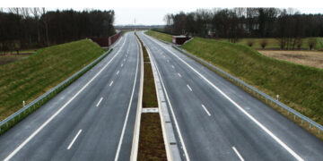 Как доехать на такси из Киева в Варшаву быстро и комфортно