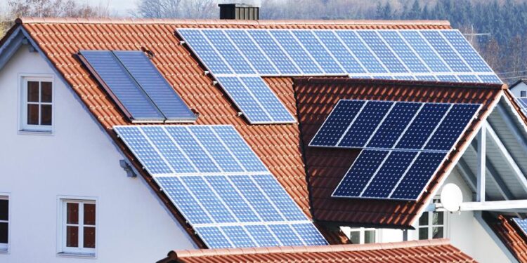 Переваги використання сонячних батарей для дому