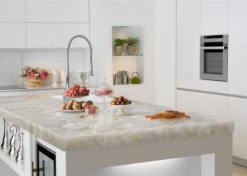Стільниці: як вибрати ідеальну поверхню для вашого інтер’єру