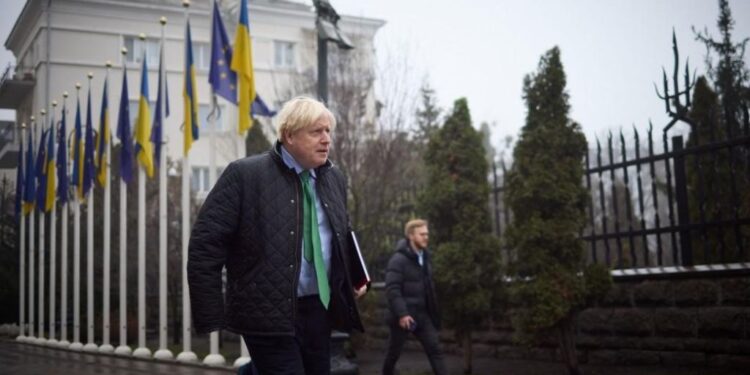 Джонсон назвав огидними слова Трампа про те, що Україна сама винна у нападі РФ