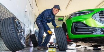 Уход и обслуживание летних покрышек 195/65 R15: безопасность и экономия