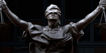 Куда обратиться, когда нужен адвокат по семейным делам