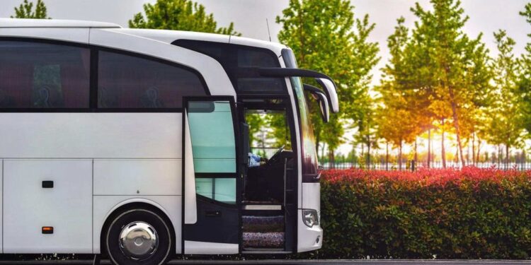 Автобус Варшава – Львів: комфортне повернення додому