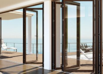 Раздвижные пластиковые окна: пространство в движении