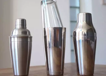 Как выбрать шейкер для коктейлей в ресторан: просто о важном