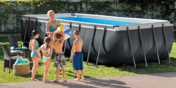 Басейн для дачі — ідеальне рішення для літнього відпочинку