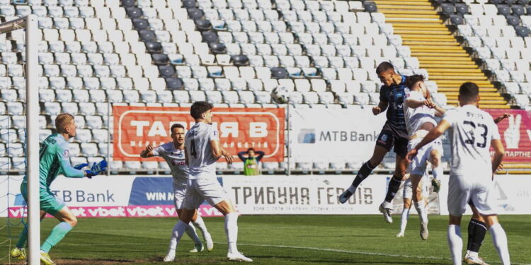 Футбол. «Чорноморець» — ЛНЗ Черкаси —  1:0 (+огляд матчу та пресконференція)