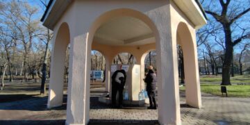 Два бювети в Одесі припинять свою роботу: де шукати воду