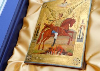 Воєнна розвідка передала ПЦУ унікальну старовинну ікону