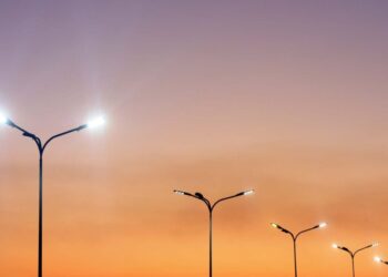 Наслідки ворожих атак: у Білгороді-Дністровському тимчасово не працюватиме вуличне освітлення