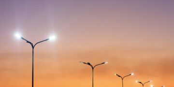 Наслідки ворожих атак: у Білгороді-Дністровському тимчасово не працюватиме вуличне освітлення