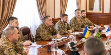 Півненко обговорив з керівником Жандармерії Франції співпрацю у сфері сучасних технологій