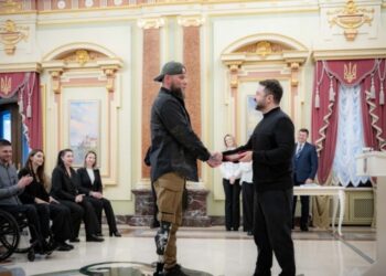 Зеленський відзначив нагородами учасників «Ігор Нескорених»