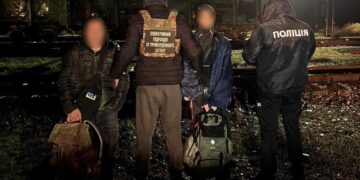 Мешканець Болградського району вивозив військовозобов’язаних до кордону у вантажному вагоні потяга