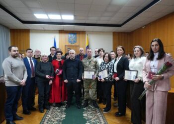 Сьогодні, у День Соборності України, мав честь від імені Президента України та Уряду нагородити лікарів, освітян, представників органів