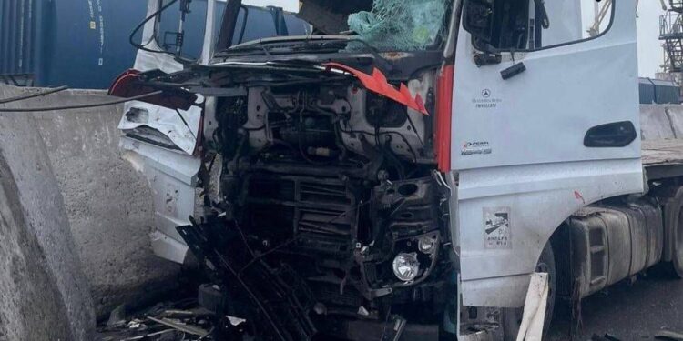 Сьогодні вдень ворог наніс комбінований ракетно-дроновий удар по портовій інфраструктурі Одещини.