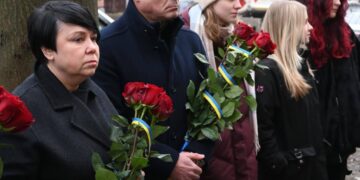 Сьогодні вшанували День пам’яті Героїв Крут, подвиг київських студентів, які 1918 року стали на захист незалежності України.