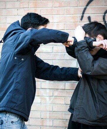 Студент з Ізмаїльського району  під час бійки ледь не зарізав знайомого: вирок суду