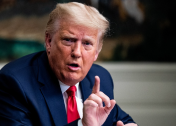 Трамп розповів, як одноосібно врятував Україну