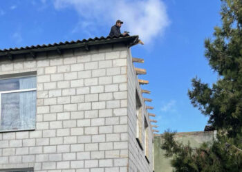 У Городненській громаді завершили капітальний ремонт покрівлі Новотроянівського дитсадка