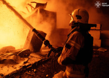 У новорічну ніч російська армія декілька разів атакувала Україну: постраждали об’єкти Одещини | Махала