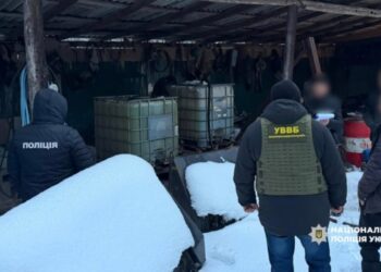 На Чернігівщині викрили схему розкрадання пального для охорони кордону