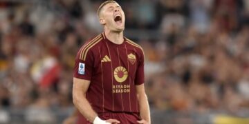 Довбик почув вердикт від Роми, чи залишиться в клубі