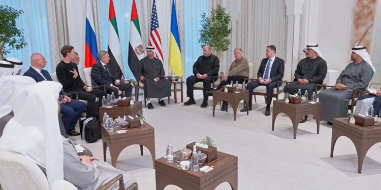 Другий раунд переговорів в Абу-Дабі: у Кремлі розкрили, хто поїде до ОАЕ