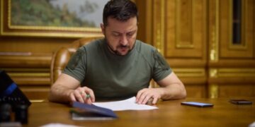 В Україні платитимуть 50 000 гривень при народженні дитини — Зеленський підписав закон