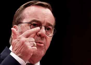 Міністр оборони ФРН звинуватив Путіна в терорі проти мирних жителів України