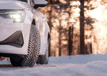 Бамбуковий дрон, розчинні імпланти та розумні шини з шипами