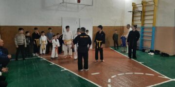 У Криничненській громаді відкрили секцію карате для дітей: 25 юних спортсменів тренує майстер 4 дану