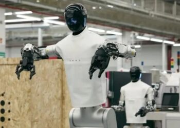 Монолітний човен з 3D-друку, «розумний» рис та ШІ-проповіді Будда-бота