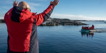 На станції «Академік Вернадський» почалася перезмінка річних експедицій