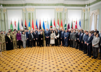 У МЗС України відбувся іфтар за участю захисників-мусульман, послів і лідерів кримськотатарського народу