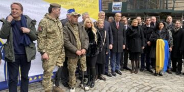 У центрі Нью-Йорка урочисто підняли український прапор