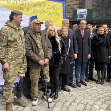 У центрі Нью-Йорка урочисто підняли український прапор