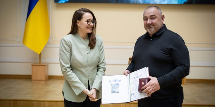 Фахівця житлово-комунального господарства Одещини відзначено Почесною грамотою Кабінету Міністрів України