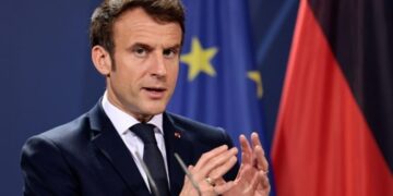Макрон: Франція збільшить кількість своїх ядерних боєголовок