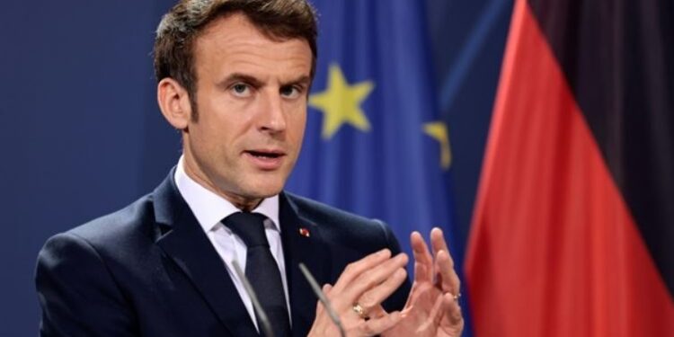 Макрон: Франція збільшить кількість своїх ядерних боєголовок