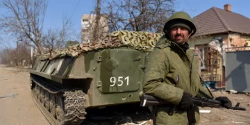 Росіяни фактично повністю окупували три міста на сході та півдні — DeepState