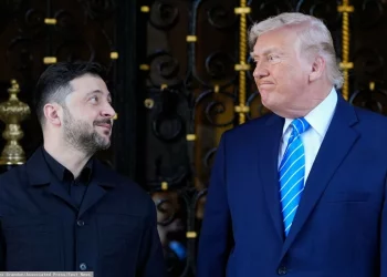 Трамп хоче досягти миру в Україні, щоб послабити союз РФ та Китаю, — Politico