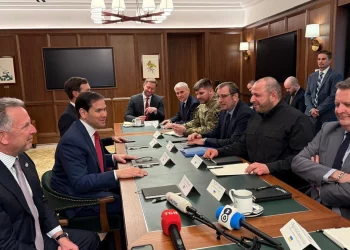 У Пєскова запитали, чи братиме РФ участь у мирних переговорах 21 березня