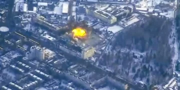 Удар по заводу у Брянську: експерт розповів, чому «Кремній Ел» важливий для росіян