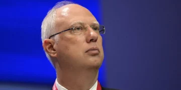 В РФ заявили, що Європа та Велика Британія будуть благати їх про енергоресурси, — Politico