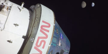 «Светри» для будинків,  ренесанс місій NASA до Місяця та надважкий дрон-гігант