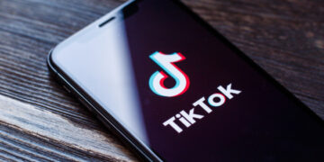 Росія активізувала інформаційну операцію в TikTok для просування наративу про «мир за будь-яку ціну» — ЦПД