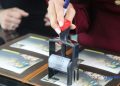 Укрпошта та фонд «Повернись живим» презентували благодійну марку